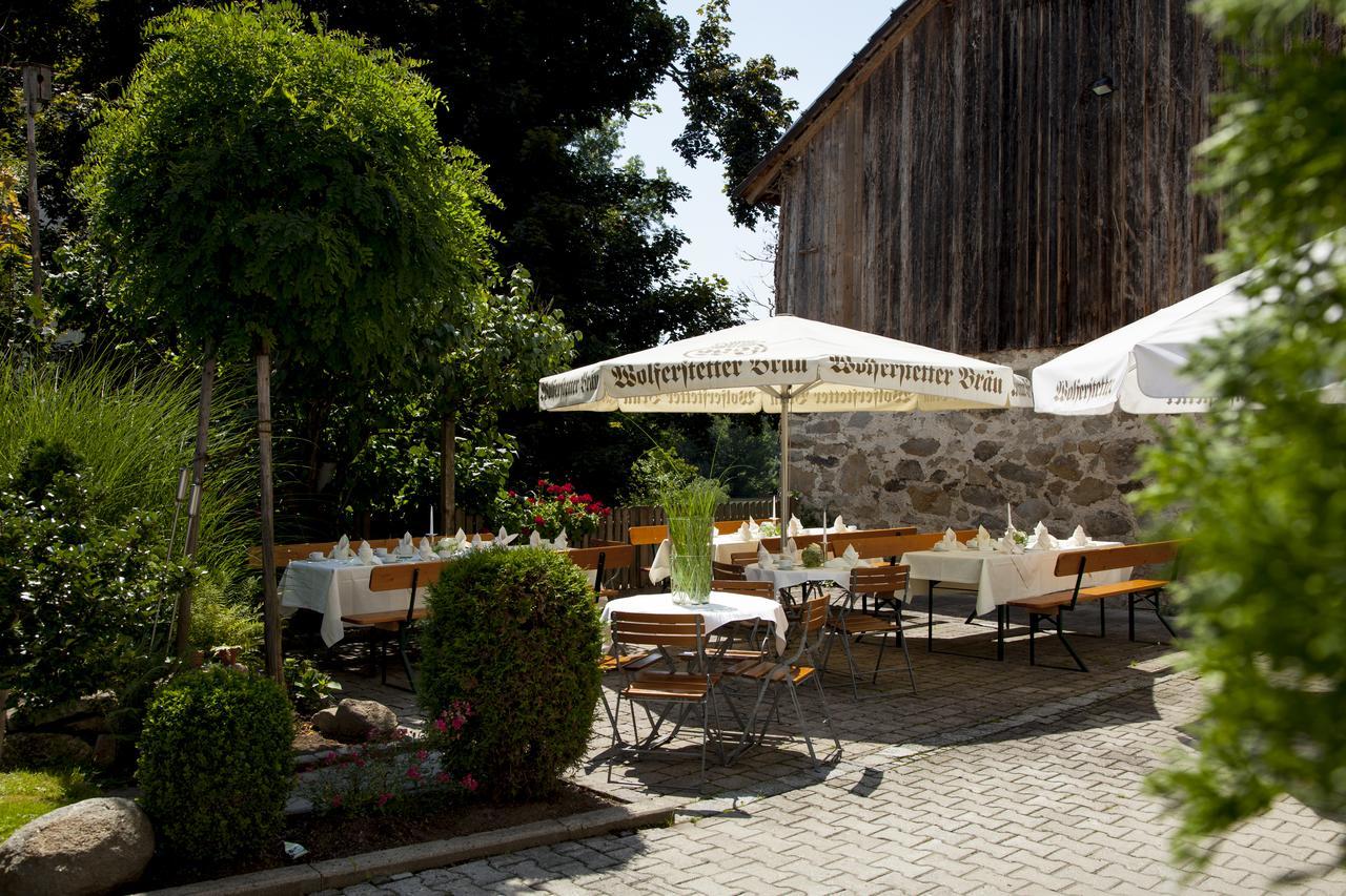 Hotel Wirtshaus Am Schloss Aicha vorm Wald المظهر الخارجي الصورة